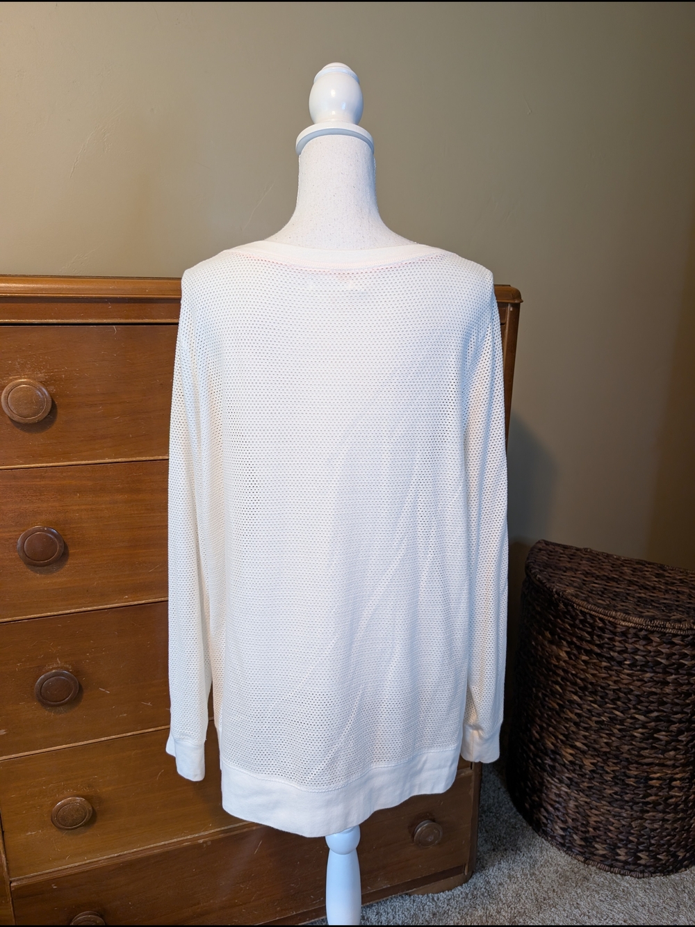 Maurices Beach Lounge Sweatshirt White Perforated Long Sleeve Pullover 0X - Picture 6 of 10